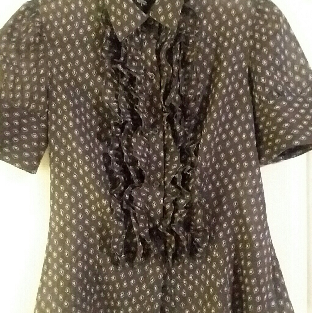 International Shirt size S